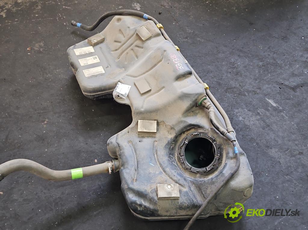 Jaguar XF II X260 2015- 3.0 V6 340KM: automatic 250 kW 2995 cm3 4- Nádrž: palivo GX63-9K007-AE (Palivová nádrž)