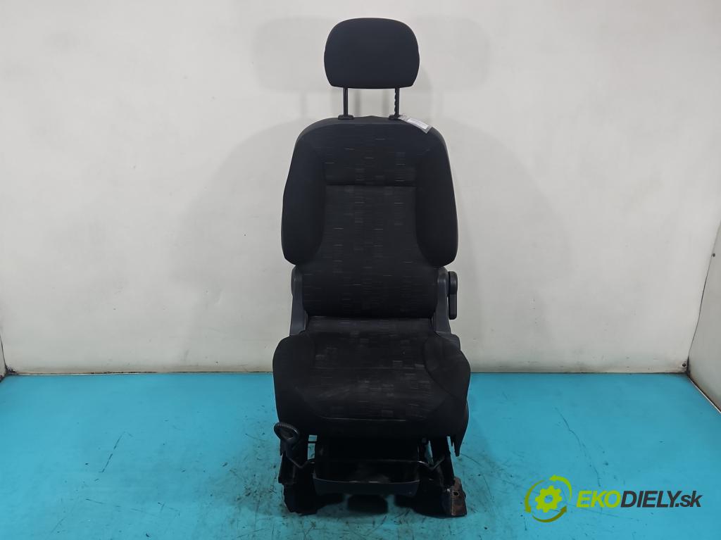 Citroen Berlingo II 2008-2018 1.6 hdi 90 HP manual 66.2 kW 1560 cm3 5- Sedačka ľavý  (Sedadlo)