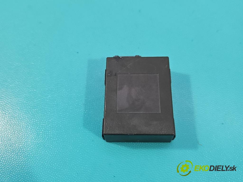 Jaguar XF II X260 2015- 3.0 V6 340KM: automatic 250 kW 2995 cm3 4- riadiaca jednotka ostatné GX63-14F012-BB