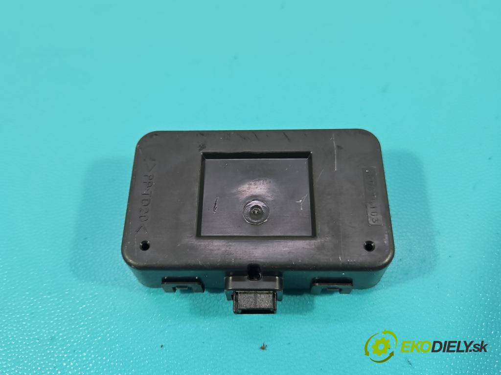 Jaguar XF II X260 2015- 3.0 V6 340KM: automatic 250 kW 2995 cm3 4- riadiaca jednotka ostatné AH42-15K602-AC