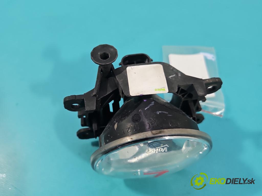 Renault Clio IV 2012-2020 1.2 16V 73 HP manual 54 kW 1149 cm3 5- Halogen ľavý  (Kľučka dverí ostatné)