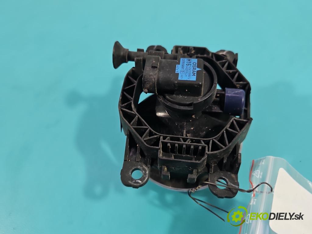 Renault Clio IV 2012-2020 1.2 16V 73 HP manual 54 kW 1149 cm3 5- Halogen pravý  (Kľučka dverí ostatné)