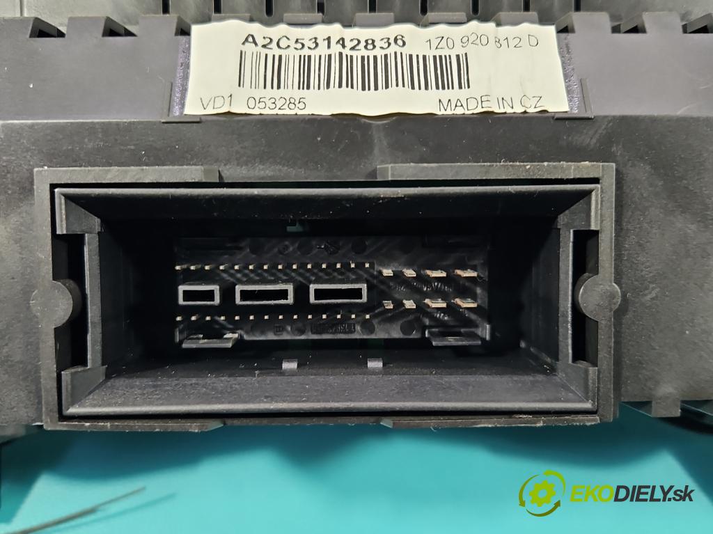 Skoda Octavia II 2004-2013 1.9 tdi 105 hp manual 77 kW 1896 cm3 5- Přístrojová deska 1Z0920812D (Přístrojová deska)