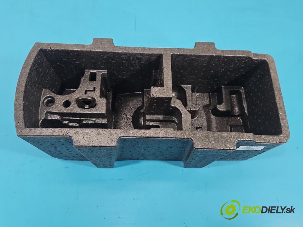 Skoda Fabia III 2014- 2021 1.0 TSI 95 HP manual 70 kW 999 cm3 5- Příspěvek: Polystyren: kufra: 6V0863957A