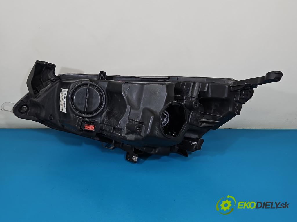 Opel Astra IV 2009-2015 1.7 cdti 125 hp manual 92 kW 1686 cm3 5- světlo pravý 13253651 (Pravé přední světlo)