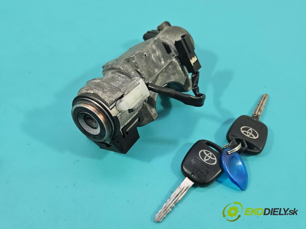 Toyota Avensis II T25 2003-2008 1.8 vvti 129 HP manual 95 kW 1794 cm3 4- riadiaca jednotka motora 89661-05590