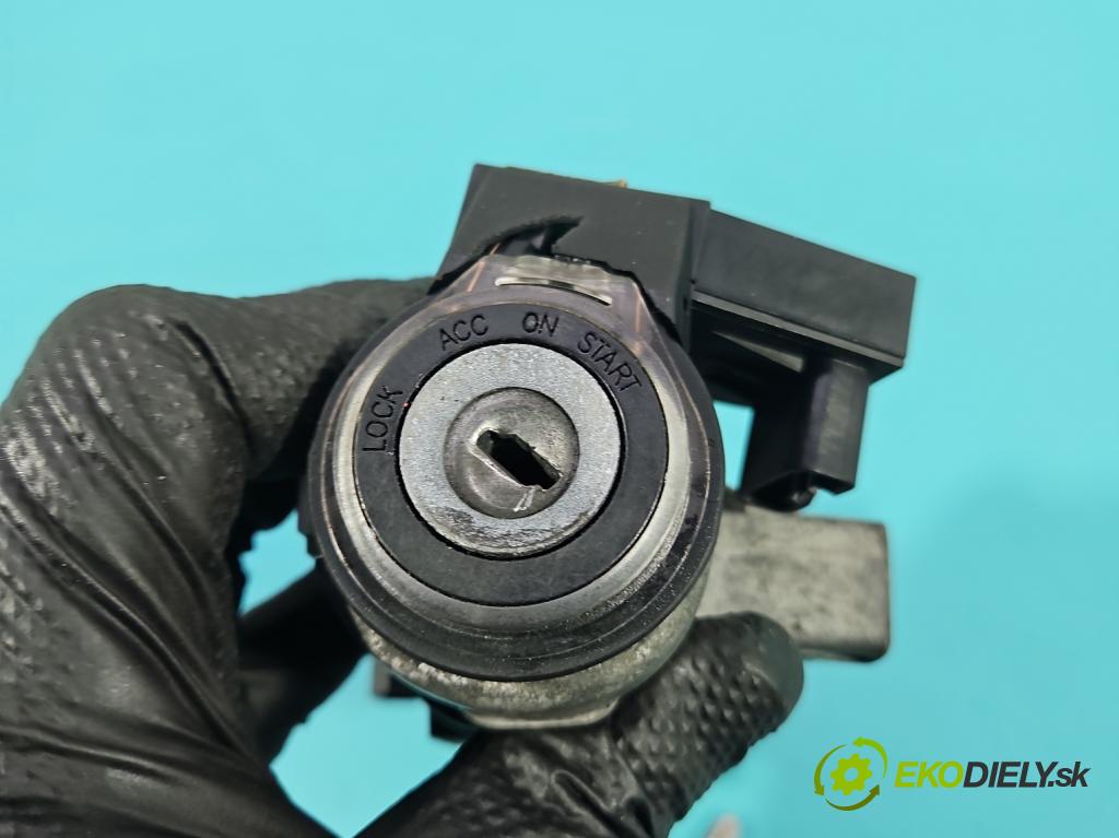 Toyota Avensis II T25 2003-2008 1.8 vvti 129 HP manual 95 kW 1794 cm3 4- riadiaca jednotka motora 89661-05590