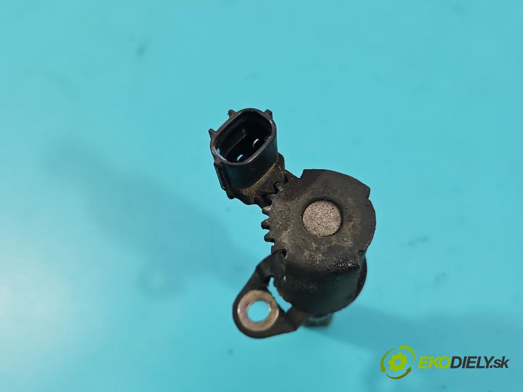 Toyota Avensis II T25 2003-2008 1.8 vvti 129 HP manual 95 kW 1794 cm3 4- snímač časovanie načasovanie 15330-22030