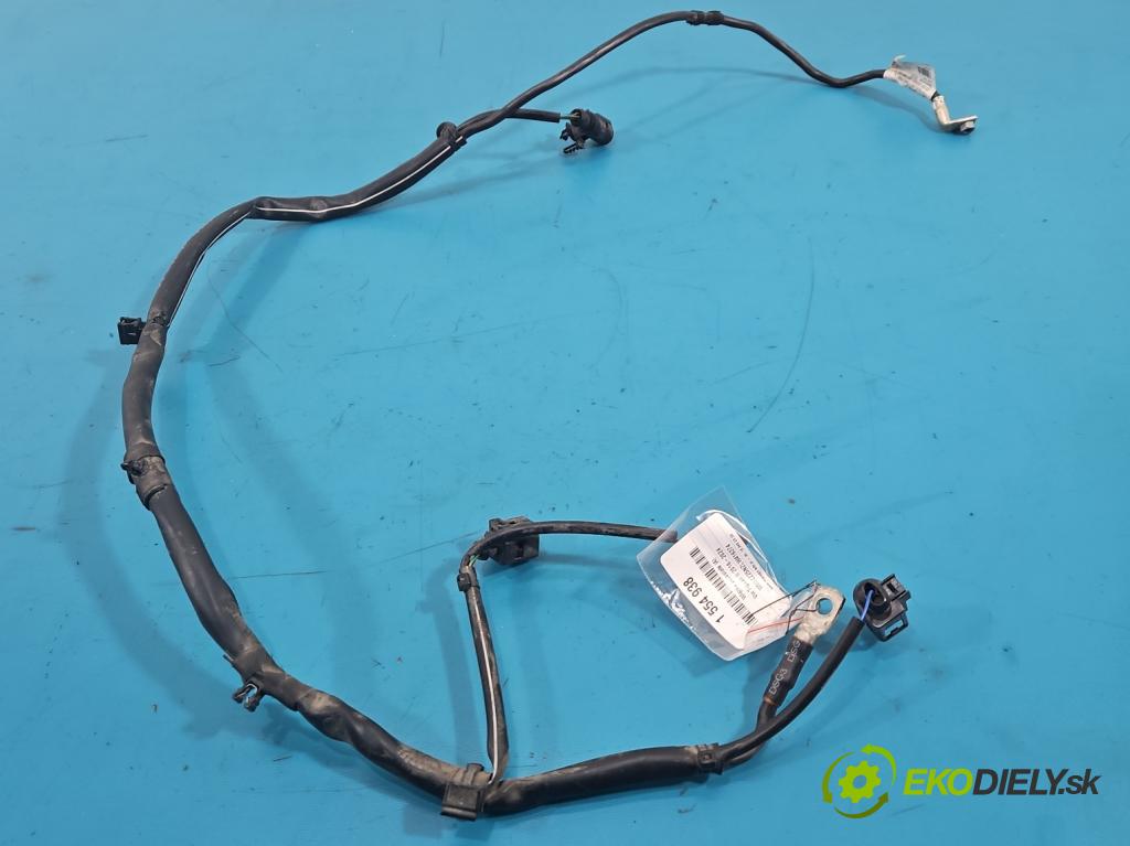 Vw Tiguan II 2016-2024 1.5 TSI 150 HP automatic 110 kW 1498 cm3 5- Zväzok: ostatné 5Q0971230LR