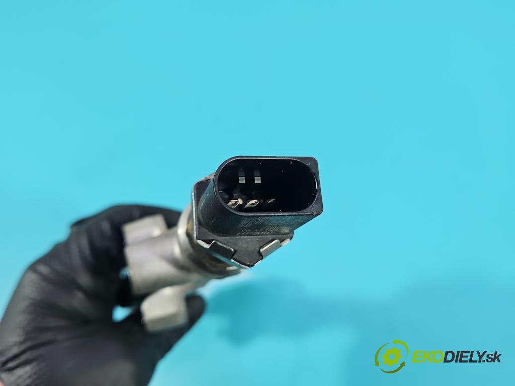 Vw Tiguan II 2016-2024 1.5 TSI 150 HP automatic 110 kW 1498 cm3 5- lišta vstrekovacia 05E133320 (Vstrekovacia lišta)