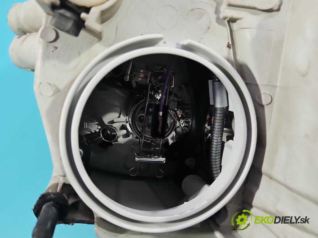 Skoda Octavia II 2004-2013 1.9 tdi 105 HP manual 77 kW 1896 cm3 5- Reflektor: ľavý 1Z1941017P (Kľučka dverí ostatné)