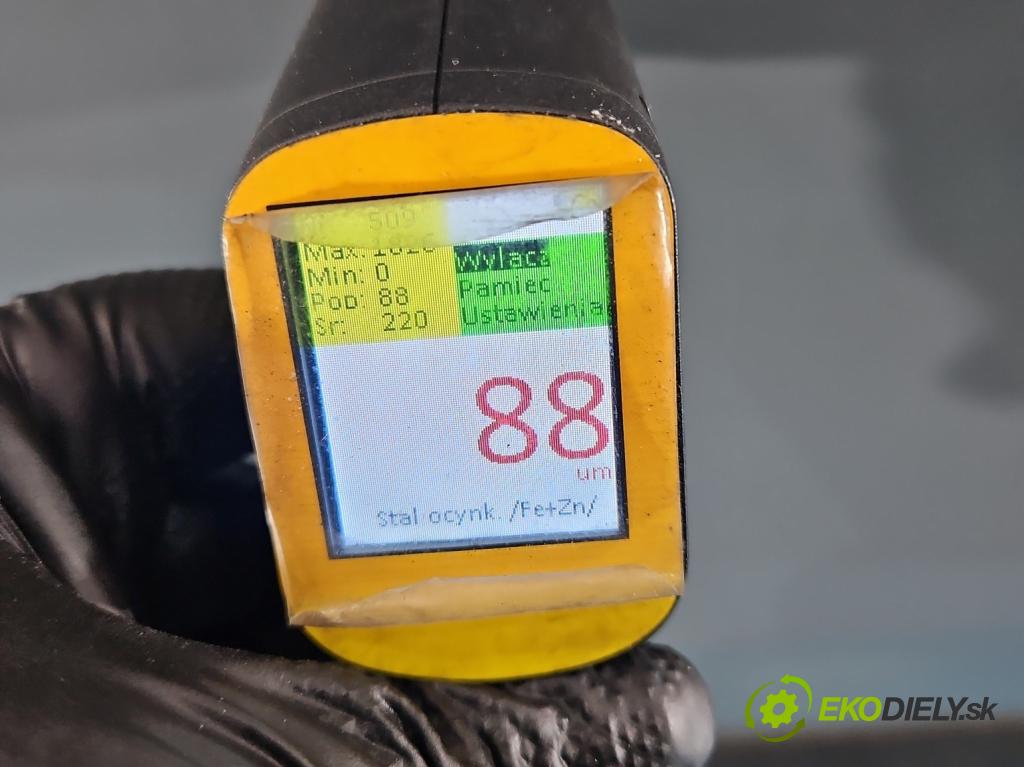 Renault Express 1.5 dci 95 HP manual 70 kW 1461 cm3 5- dvere predné ľavé  (Kľučka dverí ostatné)