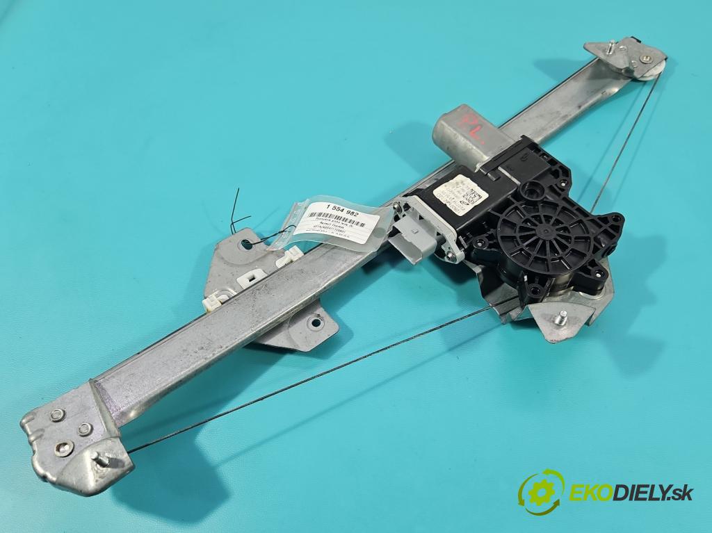 Renault Express 1.5 dci 95 HP manual 70 kW 1461 cm3 5- mechanizmus okna predné ľavý 128001792