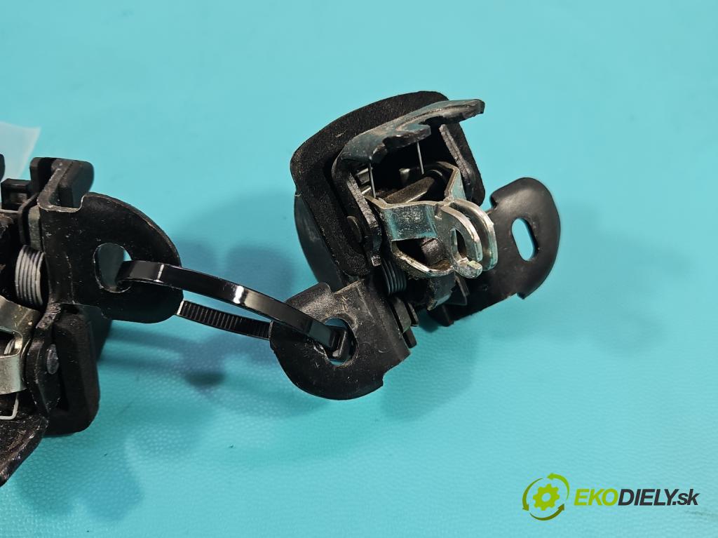 Renault Express 1.5 dci 95 HP manual 70 kW 1461 cm3 5- zámok zadné pravý