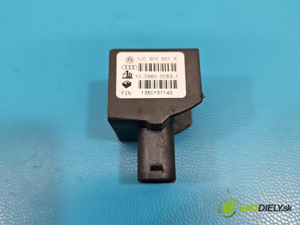 Vw Golf IV 1997-2003 1.9 sdi 68 HP manual 50 kW 1896 cm3 5- snímač ESP 1J0907651A