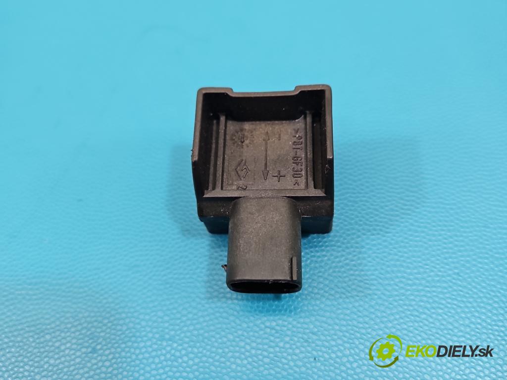 Vw Golf IV 1997-2003 1.9 sdi 68 HP manual 50 kW 1896 cm3 5- snímač ESP 1J0907651A