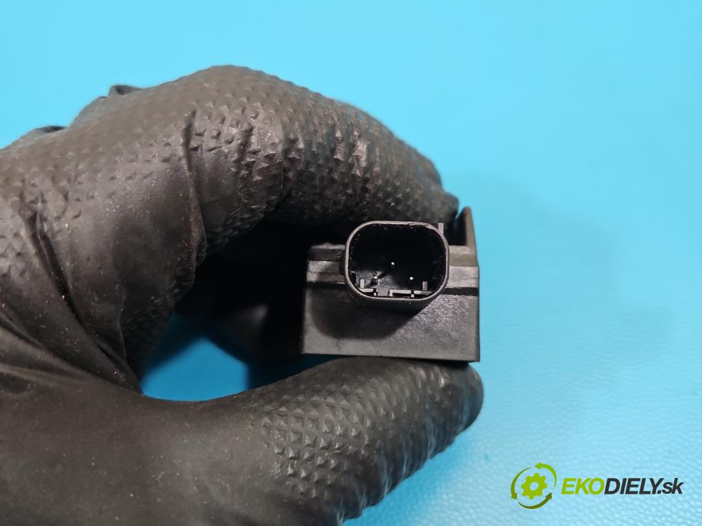 Vw Golf IV 1997-2003 1.9 sdi 68 HP manual 50 kW 1896 cm3 5- snímač ESP 1J0907651A