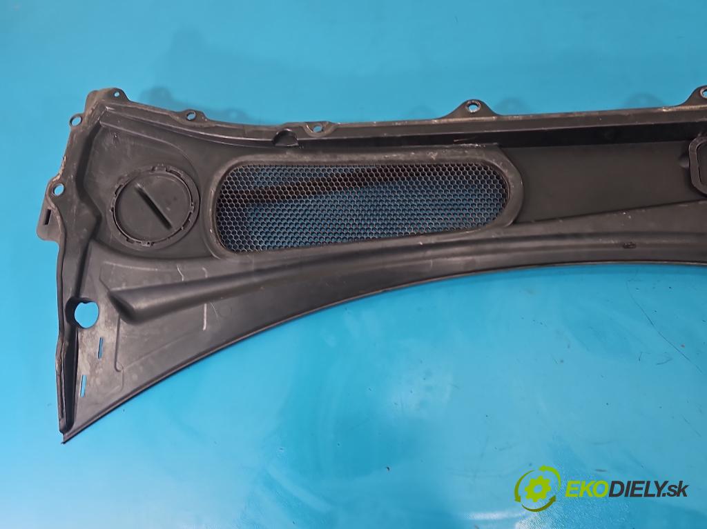 Volvo S90 II 2016- 2.0 T 320KM automatic 235 kW 1969 cm3 4- torpédo 31402277 (Torpédo (plast pod čelným sklom))