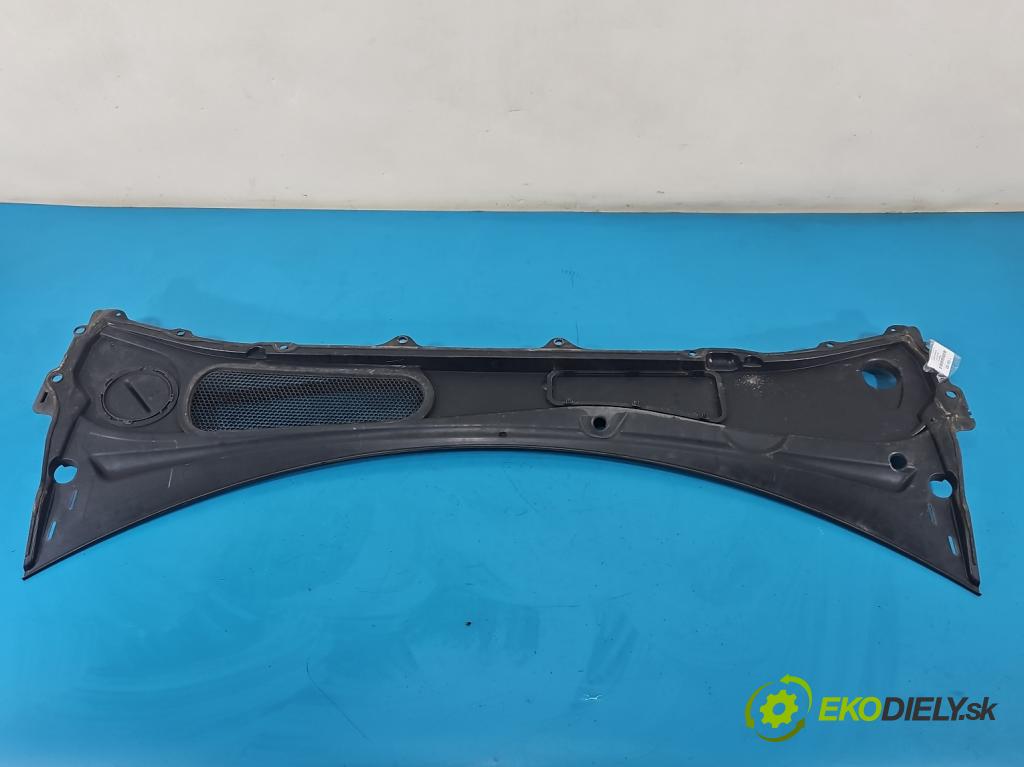 Volvo S90 II 2016- 2.0 T 320KM automatic 235 kW 1969 cm3 4- torpédo 31402277 (Torpédo (plast pod čelným sklom))