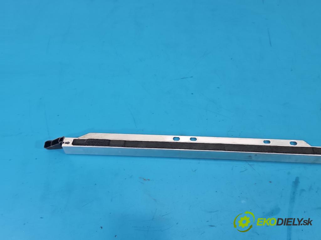 Volvo S90 II 2016- 2.0 T 320KM automatic 235 kW 1969 cm3 4- Vzpěra: P31420046