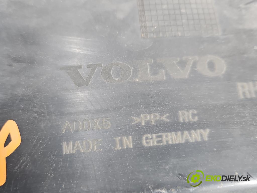 Volvo S90 II 2016- 2.0 T 320KM automatic 235 kW 1969 cm3 4- Blatník: predné pravé