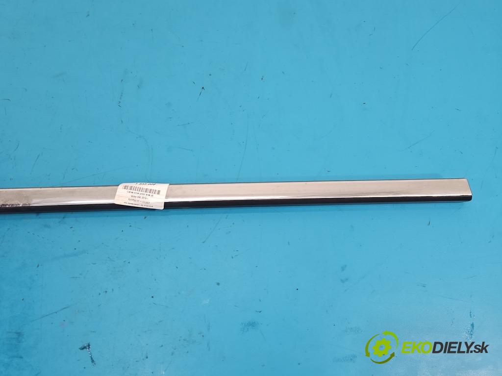 Volvo S90 II 2016- 2.0 T 320KM automatic 235 kW 1969 cm3 4- lišta dveře přední levé P31672262