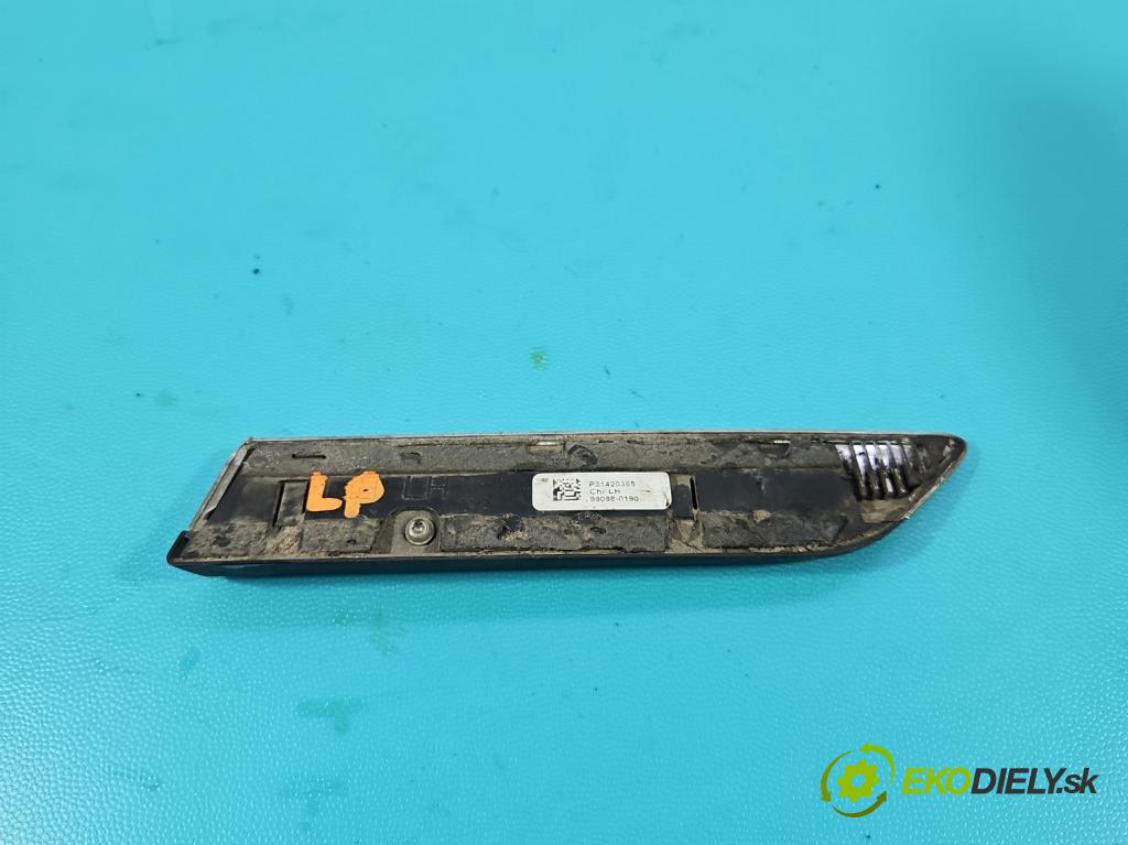 Volvo S90 II 2016- 2.0 T 320KM automatic 235 kW 1969 cm3 4- lišta blatník: přední levé 31440106