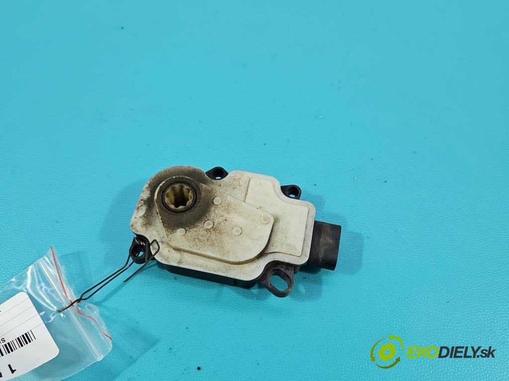 Volvo S90 II 2016- 2.0 T 320KM automatic 235 kW 1969 cm3 4- motor: ostatné A24051103312