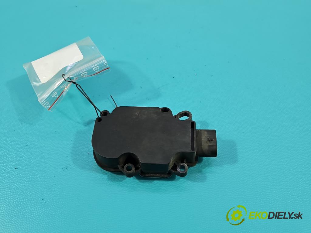 Volvo S90 II 2016- 2.0 T 320KM automatic 235 kW 1969 cm3 4- motor: ostatné A24051103312