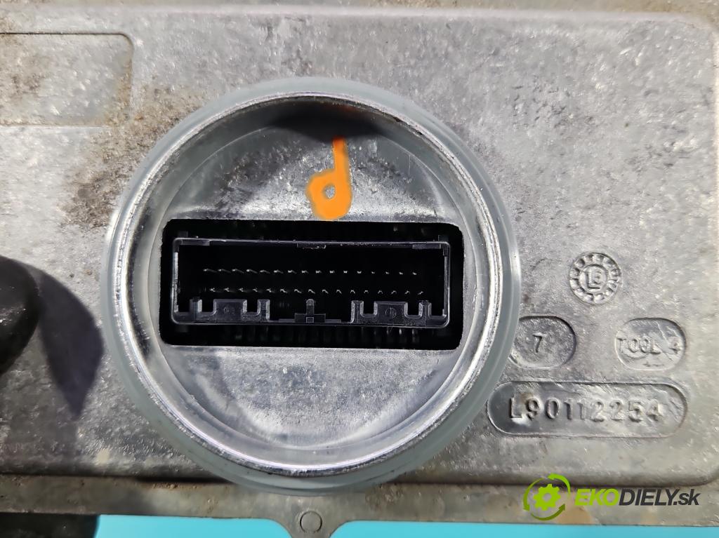 Volvo S90 II 2016- 2.0 T 320KM automatic 235 kW 1969 cm3 4- modul lampy: 31446805