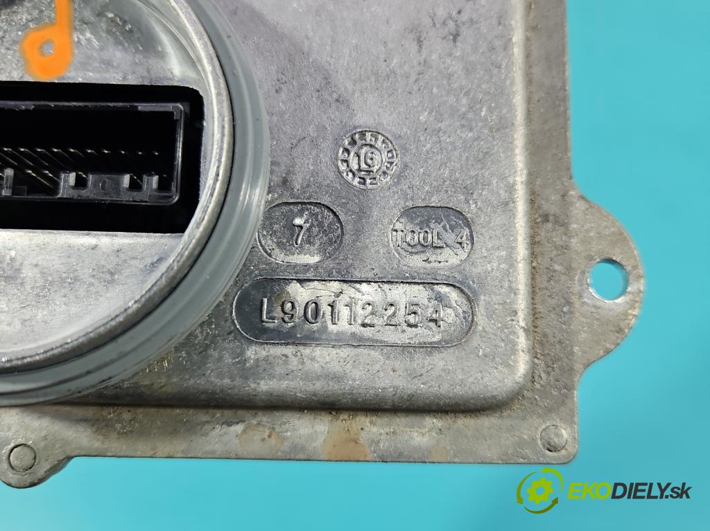 Volvo S90 II 2016- 2.0 T 320KM automatic 235 kW 1969 cm3 4- modul lampy: 31446805