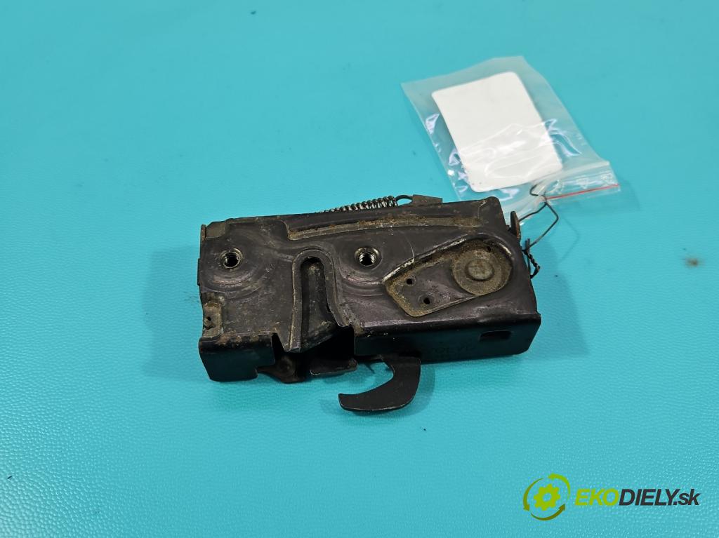 Volvo S90 II 2016- 2.0 T 320KM automatic 235 kW 1969 cm3 4- zámok kapoty 31479533