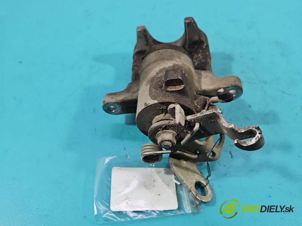 Audi A3 8P 2003-2012 2.0 tdi 140 HP manual 103 kW 1968 cm3 5- brzdič zadné ľavý  (Kľučka dverí ostatné)