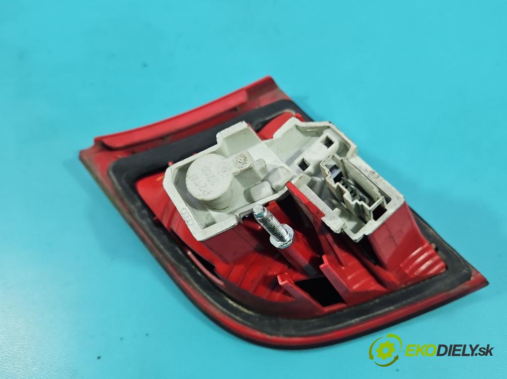 Audi A3 8P 2003-2012 2.0 tdi 140 HP manual 103 kW 1968 cm3 5- svetlo / reflektor zadné ľavé 8P4945093 (Kľučka dverí ostatné)