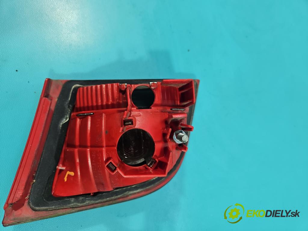 Audi A3 8P 2003-2012 2.0 tdi 140 HP manual 103 kW 1968 cm3 5- svetlo / reflektor zadné ľavé 8P4945093 (Kľučka dverí ostatné)