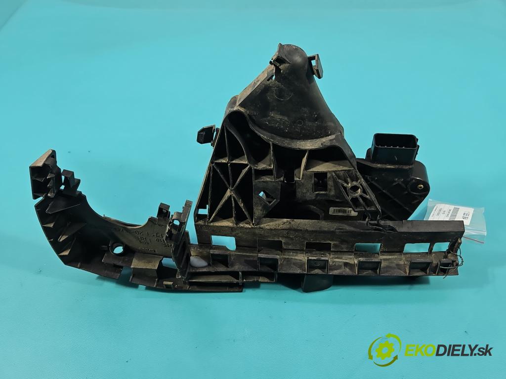 Volvo V50 2.0d 136 HP manual 100 kW 1997 cm3 5- zámok predné pravý 30699447