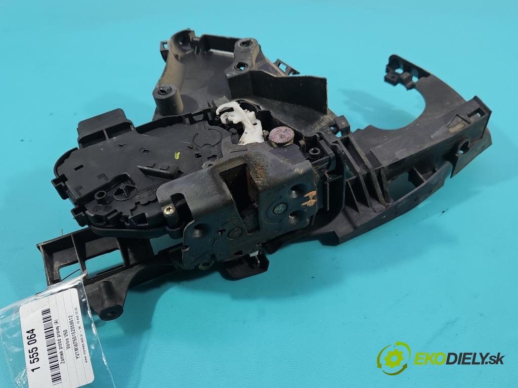 Volvo V50 2.0d 136 HP manual 100 kW 1997 cm3 5- zámok predné pravý 30699447