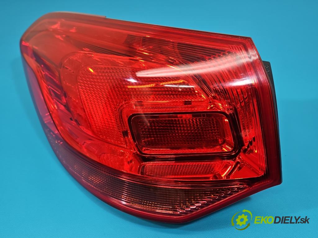Opel Astra IV 2009-2015 1.7 cdti 125 HP manual 92 kW 1686 cm3 5- svetlo / reflektor zadné ľavé 13282242 (Kľučka dverí ostatné)