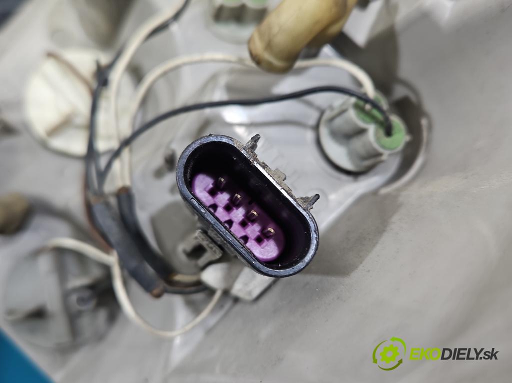 Opel Astra IV 2009-2015 1.7 cdti 125 HP manual 92 kW 1686 cm3 5- svetlo / reflektor zadné ľavé 13282242 (Kľučka dverí ostatné)