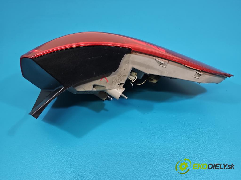 Opel Astra IV 2009-2015 1.7 cdti 125 HP manual 92 kW 1686 cm3 5- svetlo / reflektor zadné ľavé 13282242 (Kľučka dverí ostatné)