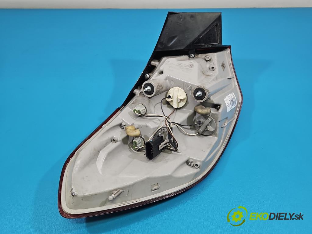 Opel Astra IV 2009-2015 1.7 cdti 125 hp manual 92 kW 1686 cm3 5- světlo zadní pravé 13282243 (Klika dveří ostatní)