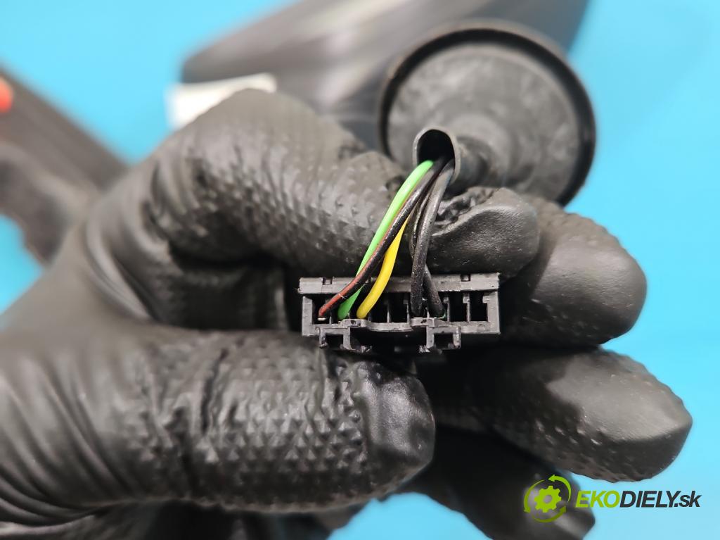 Opel Astra IV 2009-2015 1.7 cdti 125 HP manual 92 kW 1686 cm3 5- zrkadlo pravé  (Kľučka dverí ostatné)