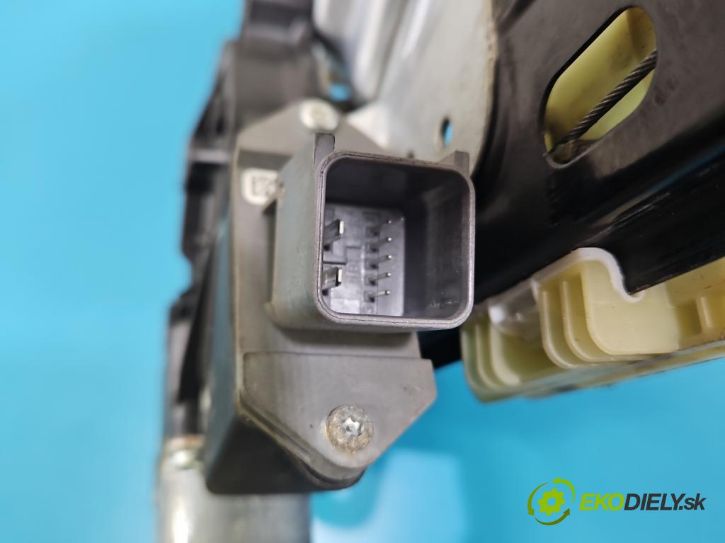 Opel Astra IV 2009-2015 1.7 cdti 125 HP manual 92 kW 1686 cm3 5- mechanizmus okna predné pravý 13350759