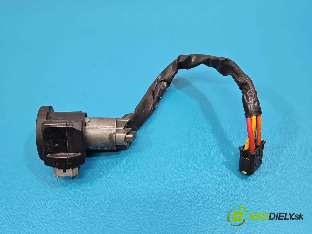 Dacia Logan I 2005-2014 1.4 8V 75 HP manual 55 kW 1390 cm3 4- riadiaca jednotka motora S110140010A