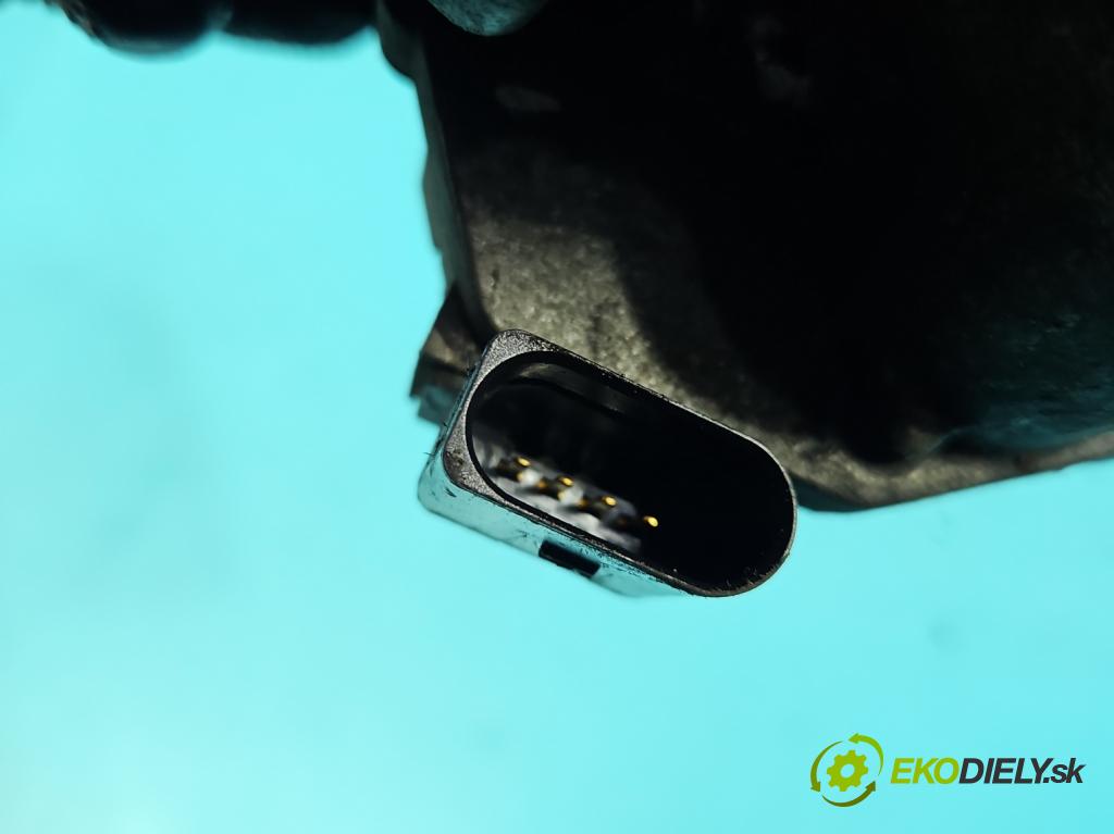 Skoda Octavia II 2004-2013 1.9 tdi 105 HP manual 77 kW 1896 cm3 5- klapka 03G128063C (Škrtiaca klapka)