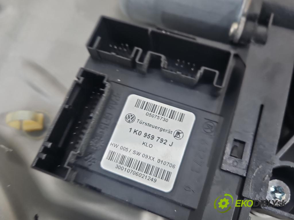 Skoda Octavia II 2004-2013 1.9 tdi 105 hp manual 77 kW 1896 cm3 5- mechanismus stahování přední pravý 1Z1837656G