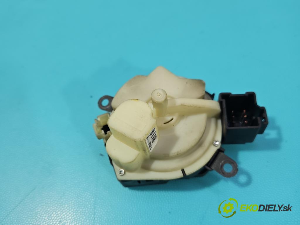 Volvo V50 2.0d 136 HP manual 100 kW 1997 cm3 5- Spínačka 31300585 (Spínacia skrinka)