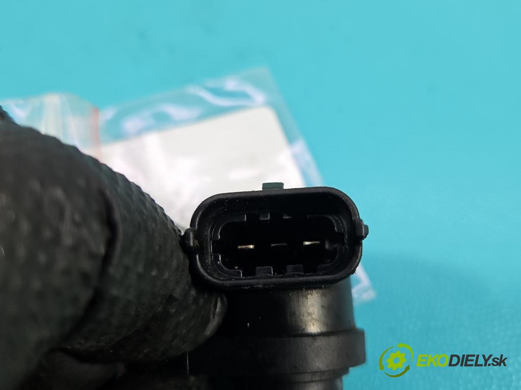 Land rover Discovery Sport 2014-2019 L550 2.0d 150 HP automatic 110 kW 1999 cm3 5- snímač pozícia: válka načasovanie G4D3-12K073-AA (Snímač polohy kľukového hriadeľa)