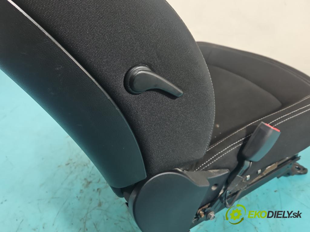 Kia Sportage III 2010-2015 2.0 crdi 136hp automatic 100 kW 1995 cm3 5- Sedadlo levý  (Sedadlo)