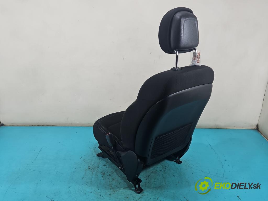 Kia Sportage III 2010-2015 2.0 crdi 136hp automatic 100 kW 1995 cm3 5- Sedadlo pravý  (Sedadlo)